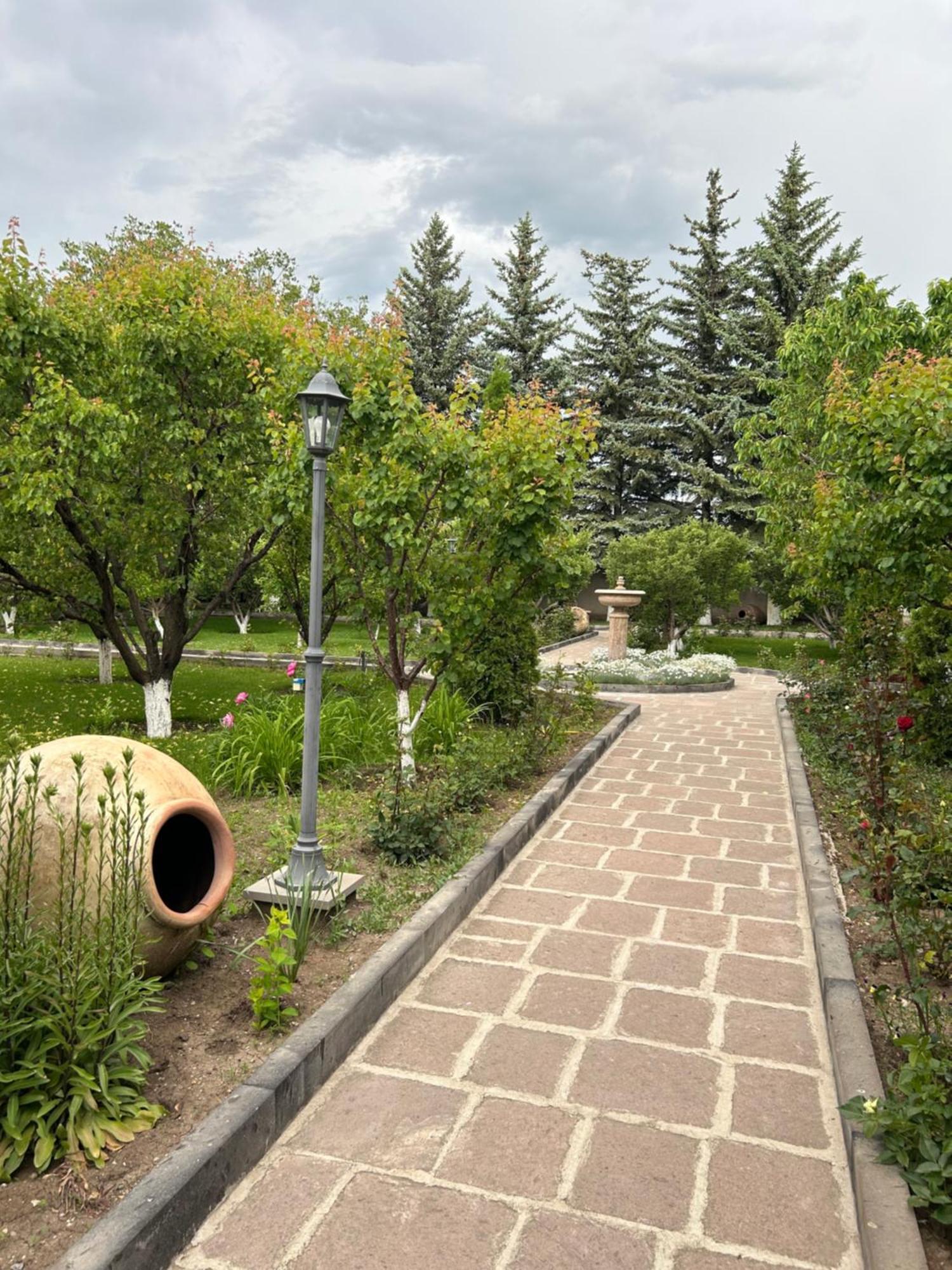 In Gyumri Hotel Ngoại thất bức ảnh