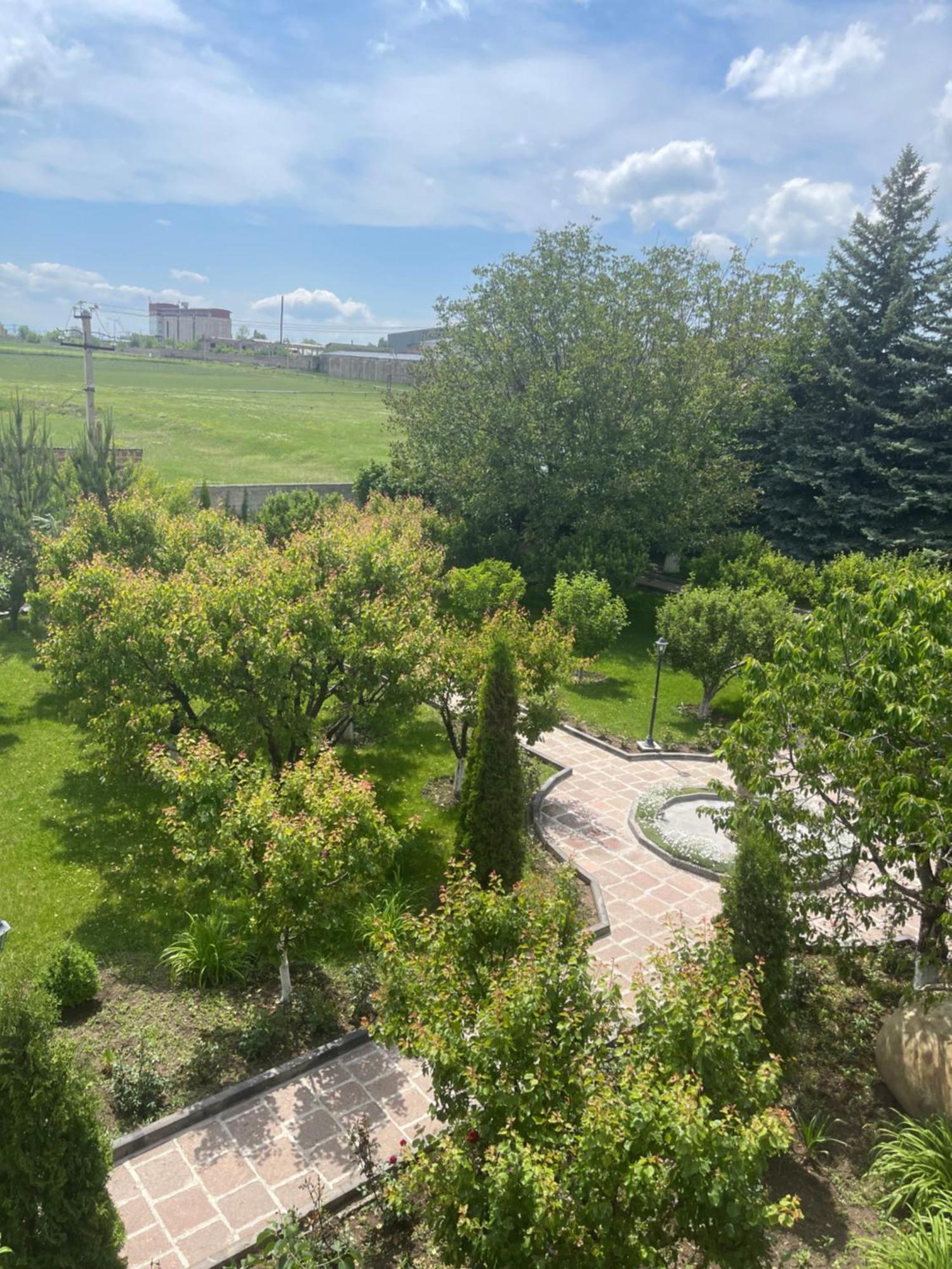 In Gyumri Hotel Ngoại thất bức ảnh